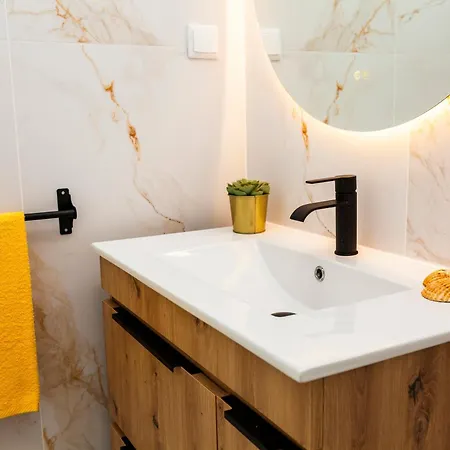 Solarys - Moradia Moderna Com Piscina Aquecivel Em Villa Albufeira