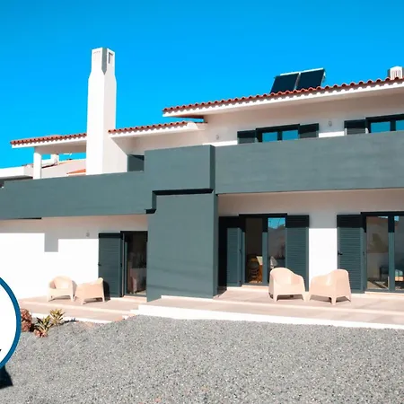 Solarys - Moradia Moderna Com Piscina Aquecivel Em * البوفيرا