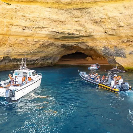 Solarys - Moradia Moderna Com Piscina Aquecivel Em * Albufeira