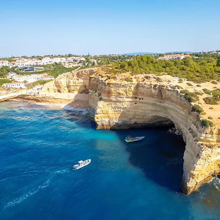 Solarys - Moradia Moderna Com Piscina Aquecivel Em * Albufeira